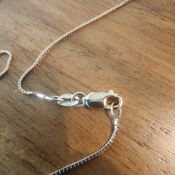 14k gold Bezel Set Amethyst Heart Necklace - Picture 5 of 6